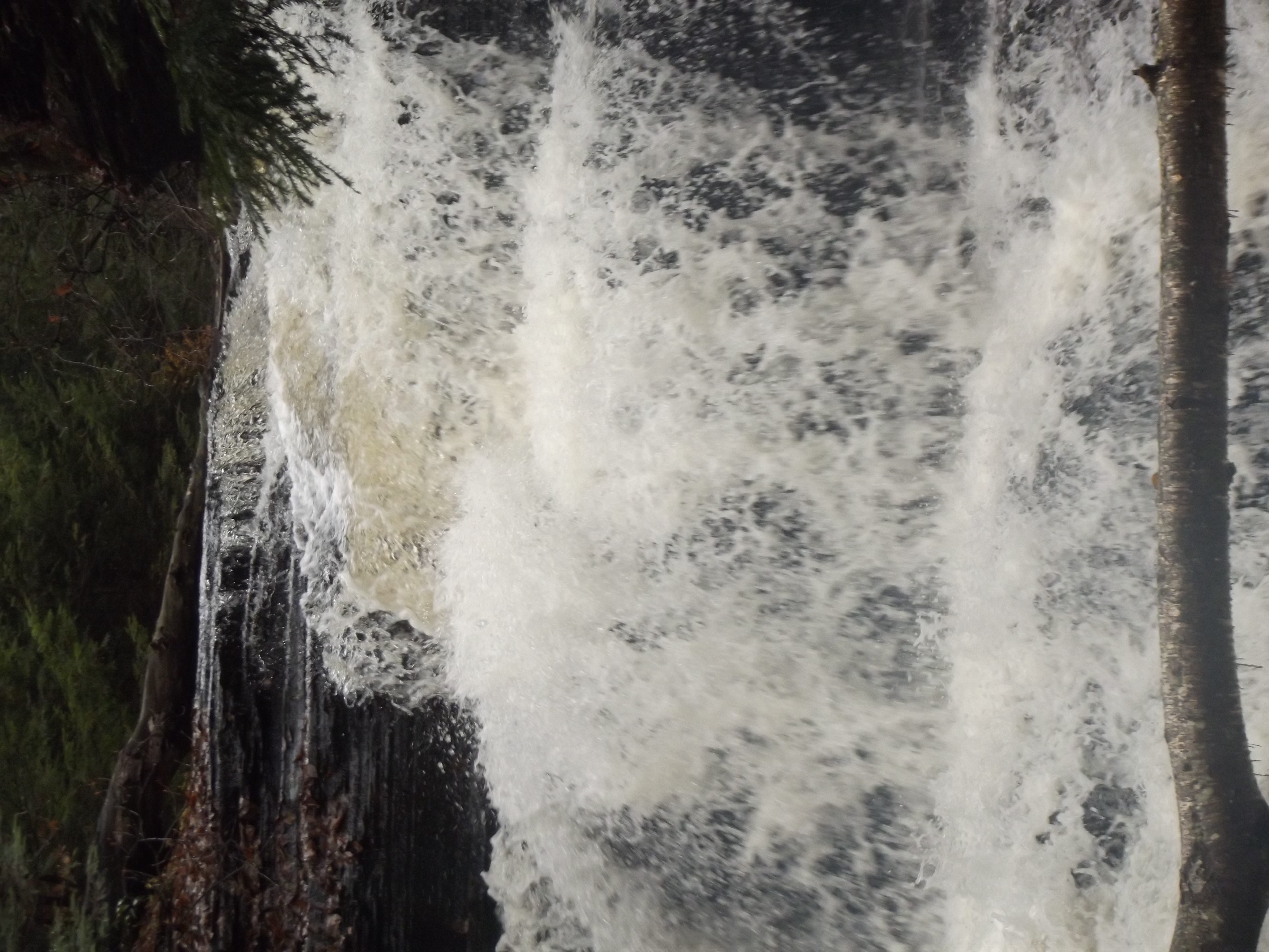 Nicht so groß, aber beeindruckend wie Niagara# Nicht so groß, aber beeindruckend wie Niagara#