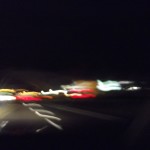 Verzweifelte Versuche bei Dunkelheit während der Fahrt zu fotografieren 2