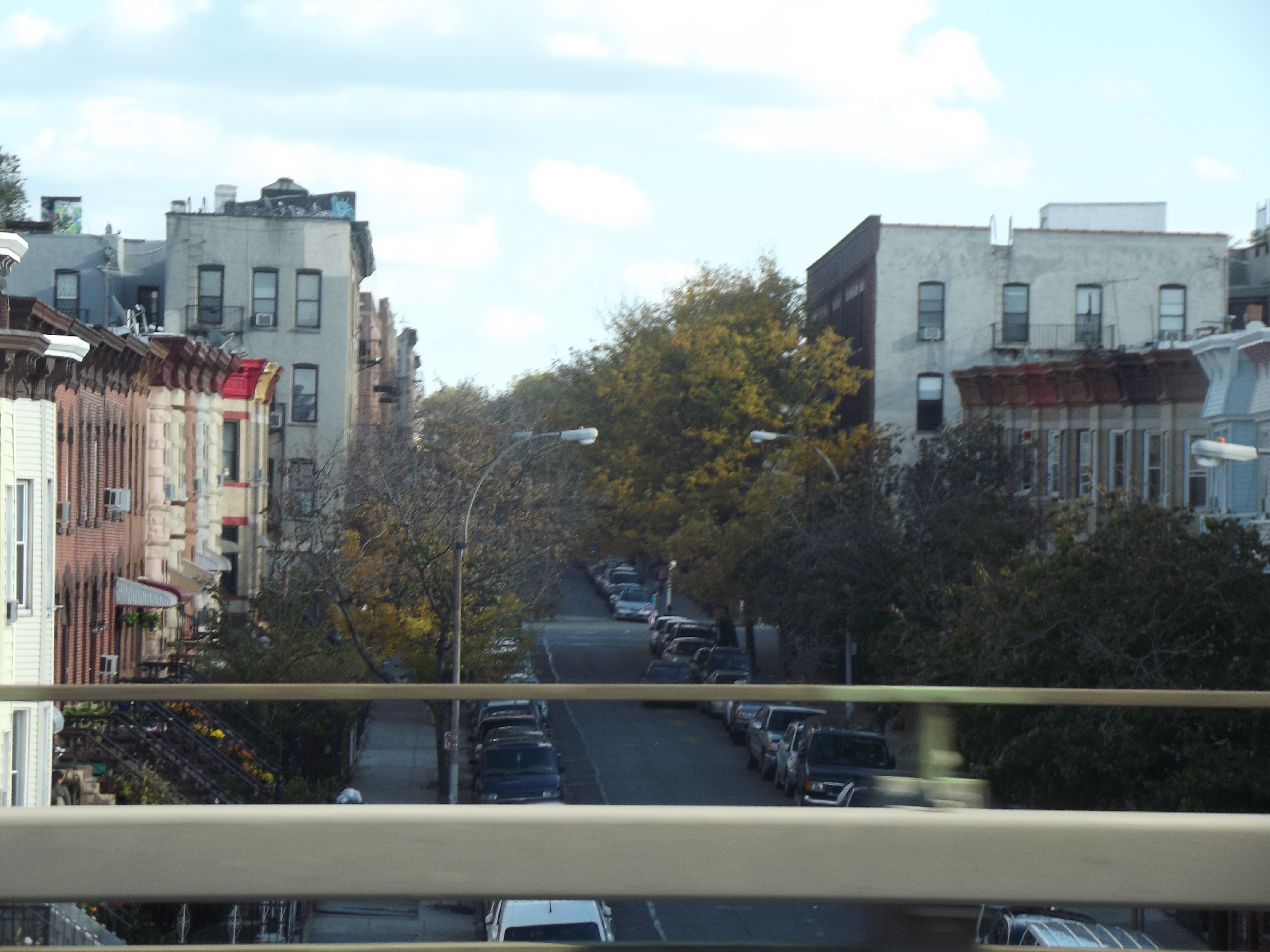 durch New York - Straßenzug Brooklyn durch New York - Straßenzug Brooklyn